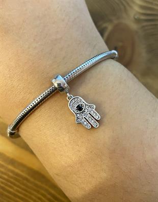 Kadın Fatma Ana Eli Model Gümüş Taşlı Charm