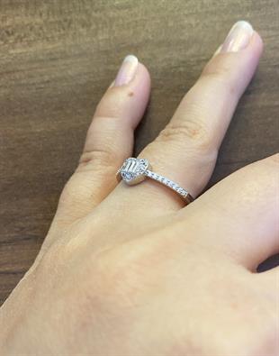 Kadın Kalp Model Baget Detay Gümüş Yüzük