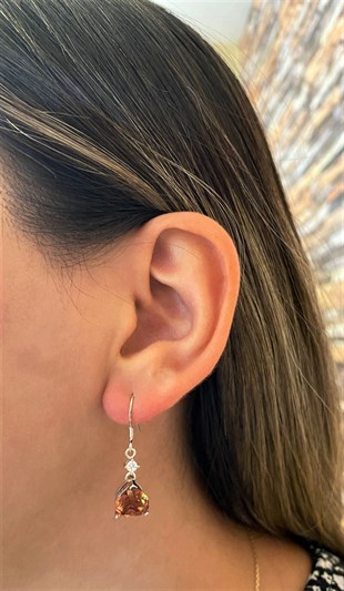 Kadın Kalp Model Sallantılı Sultanit Taşlı Gümüş Küpe