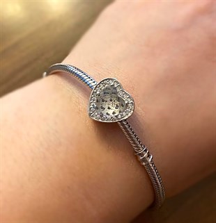 Kadın Kalp Model Taşlı Gümüş Charm