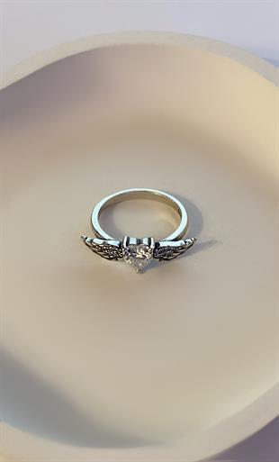 Kadın Kanatlı Uçan Kalp Model Gümüş Yüzük