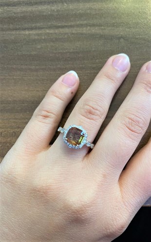 Kadın Kare Model Sultanit Taşlı Gümüş Yüzük