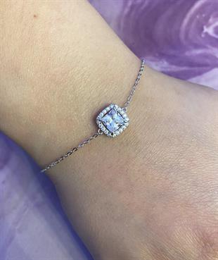 Kadın Kare Taş Detay Gümüş Bileklik