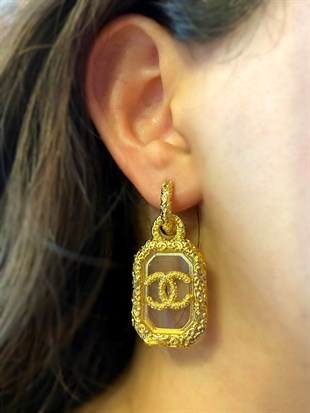 Kadın Kendinden Desenli Sallantılı Çelik Küpe