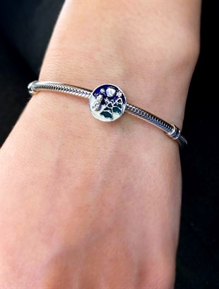 Kadın Kış ve Kardan Adam Temalı Gümüş Charm