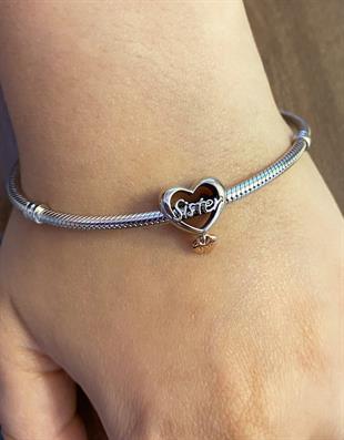 Kadın Kız Kardeş Temalı Kalp Model Gümüş Charm