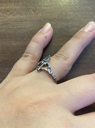 Kadın Mavi Taş Detay Aşk Oku Model Gümüş Yüzük