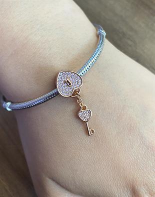 Kadın Rose Renk Kalp ve Anahtar Model Gümüş Charm