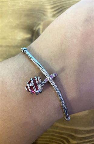 Kadın Sarılı Kalp Model Gümüş Charm