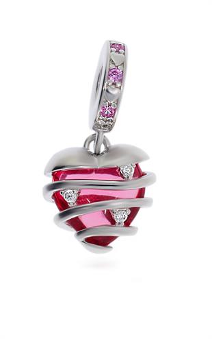 Kadın Sarılı Kalp Model Gümüş Charm