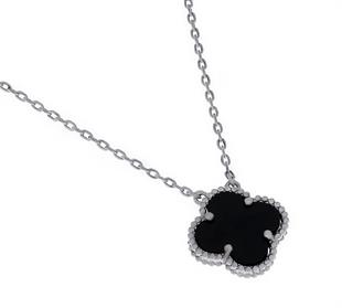 Kadın Siyah Yonca Model Çelik Kolye