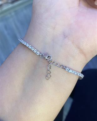 Kadın Su Yolu Model Kare Taş Detay Gümüş Bileklik