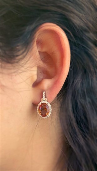 Kadın Sultanit Taşlı Oval Gümüş Küpe