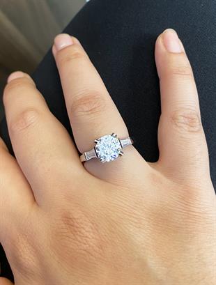 Kadın Tasarım Detay Tektaş Gümüş Yüzük 