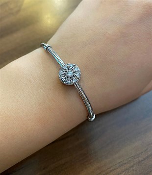 Kadın Taşlı Gümüş Charm 