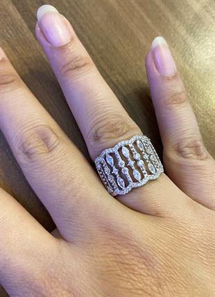 Kadın Taşlı Kafes Model Gümüş Yüzük