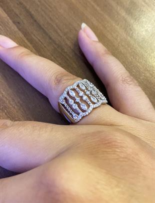 Kadın Taşlı Kafes Model Gümüş Yüzük