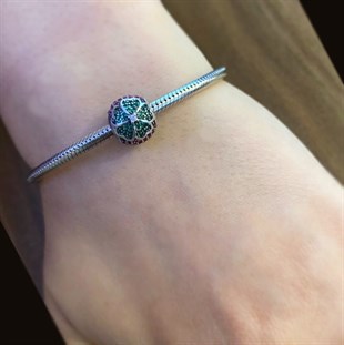 Kadın Taşlı Yonca Model Gümüş Charm