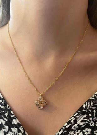 Kadın Üç Boyutlu Çiçek Model Çelik Kolye