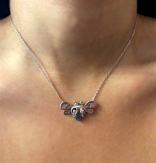 Kadın Uçan Uğur Böceği Model Gümüş Kolye
