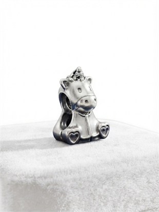 Kadın Unicorn Model Gümüş Charm 