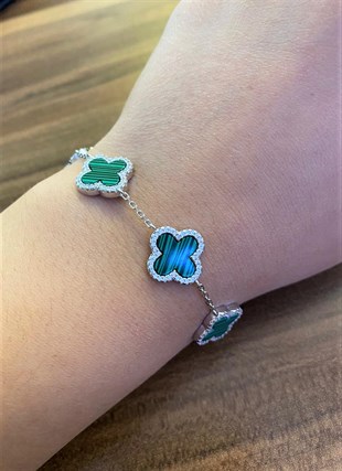 Kadın Yeşil Renk Sıralı Yonca Model Gümüş Bileklik