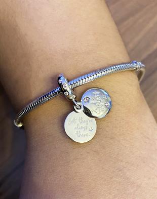 Kız Kardeş Yazılı Pembe Yıldızlı Model Gümüş Charm