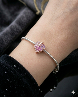 Rose Renk Yaprak Model Renkli Taşlı Gümüş Charm