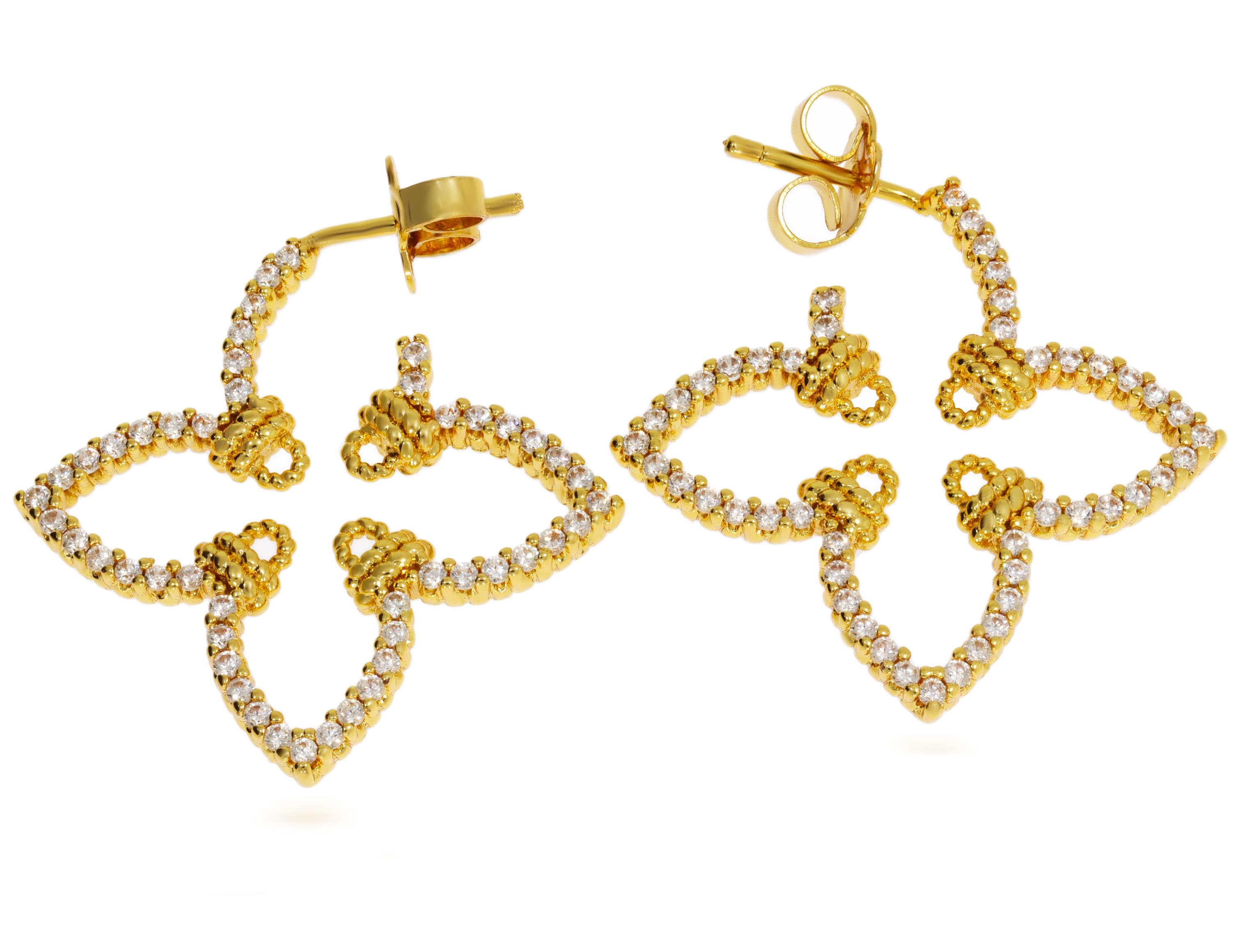 Kadın Taşlı Çiçek Model Çelik Küpe