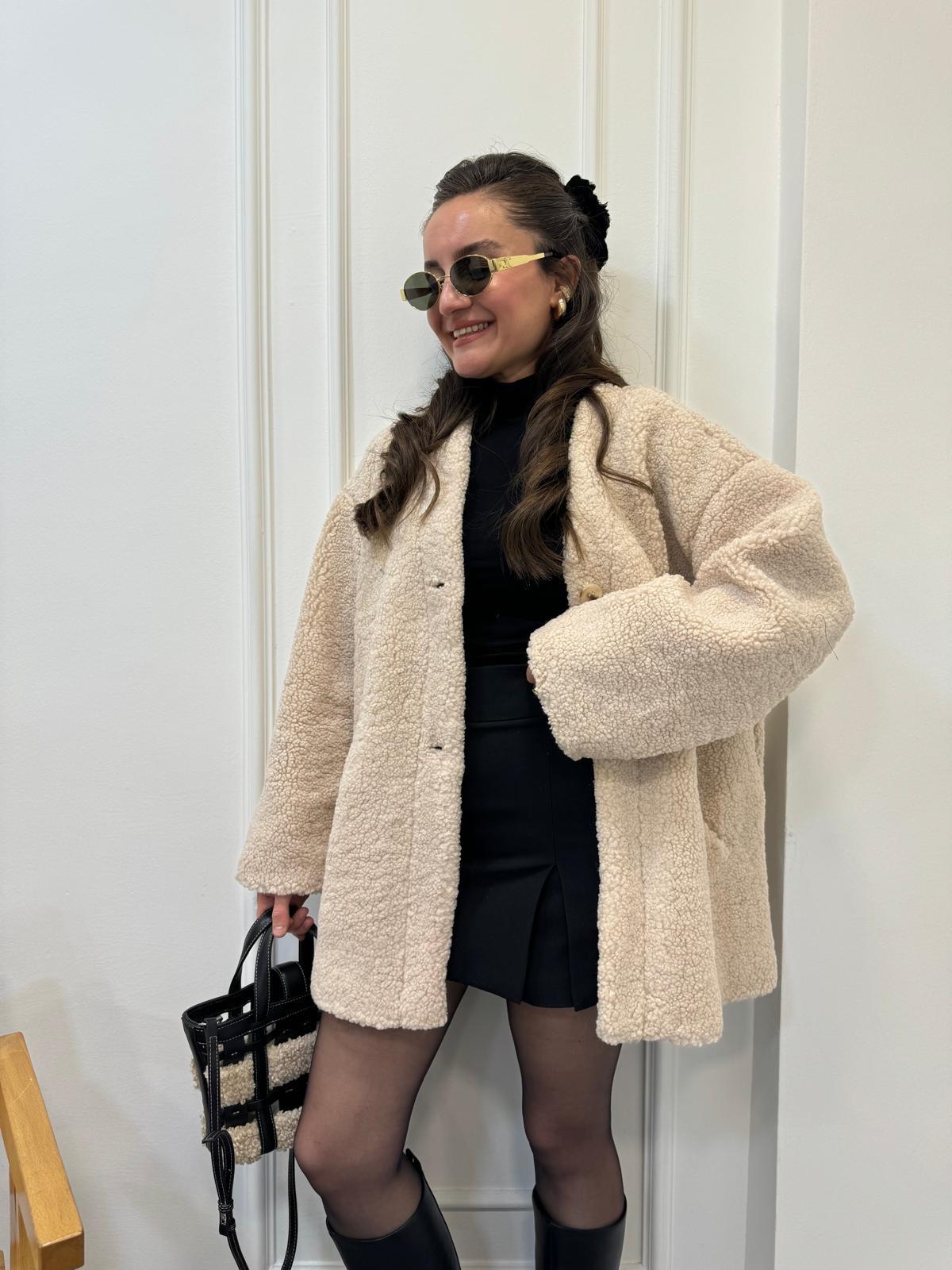 Bej Premium Seri V Yaka Astarlı Cepli Teddy Kaban 7398