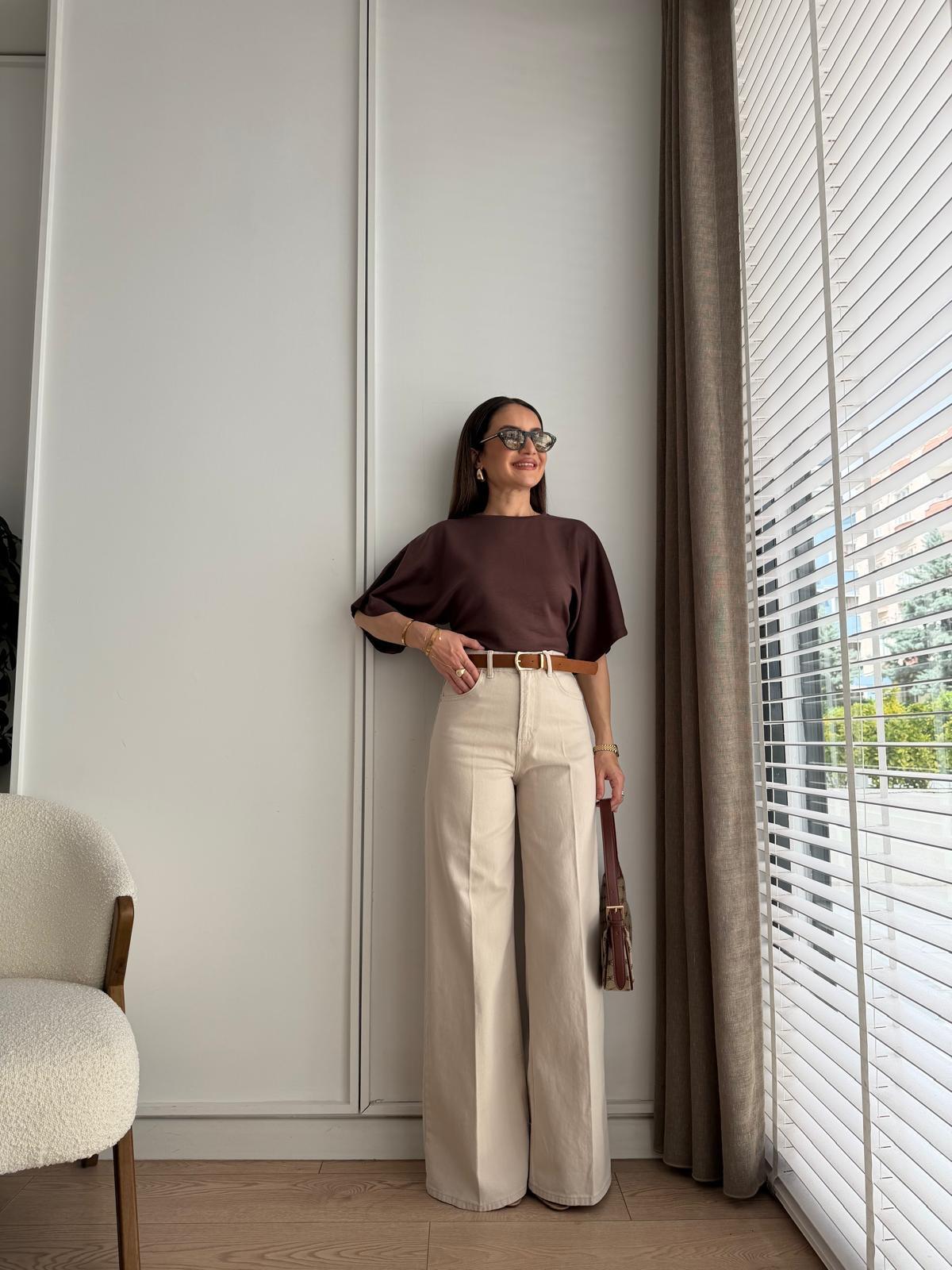 Bej Ütü İzli Süet Kemerli Wide Leg Jean D993