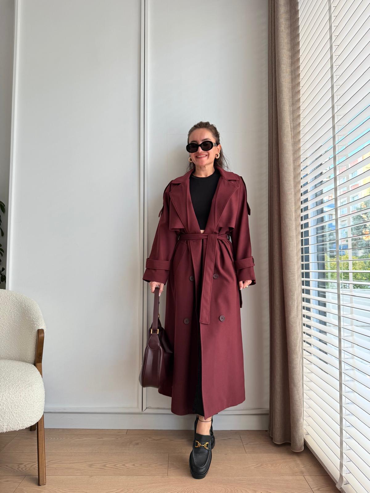 Bordo Kuşaklı Yırtmaçlı Trençkot 7589
