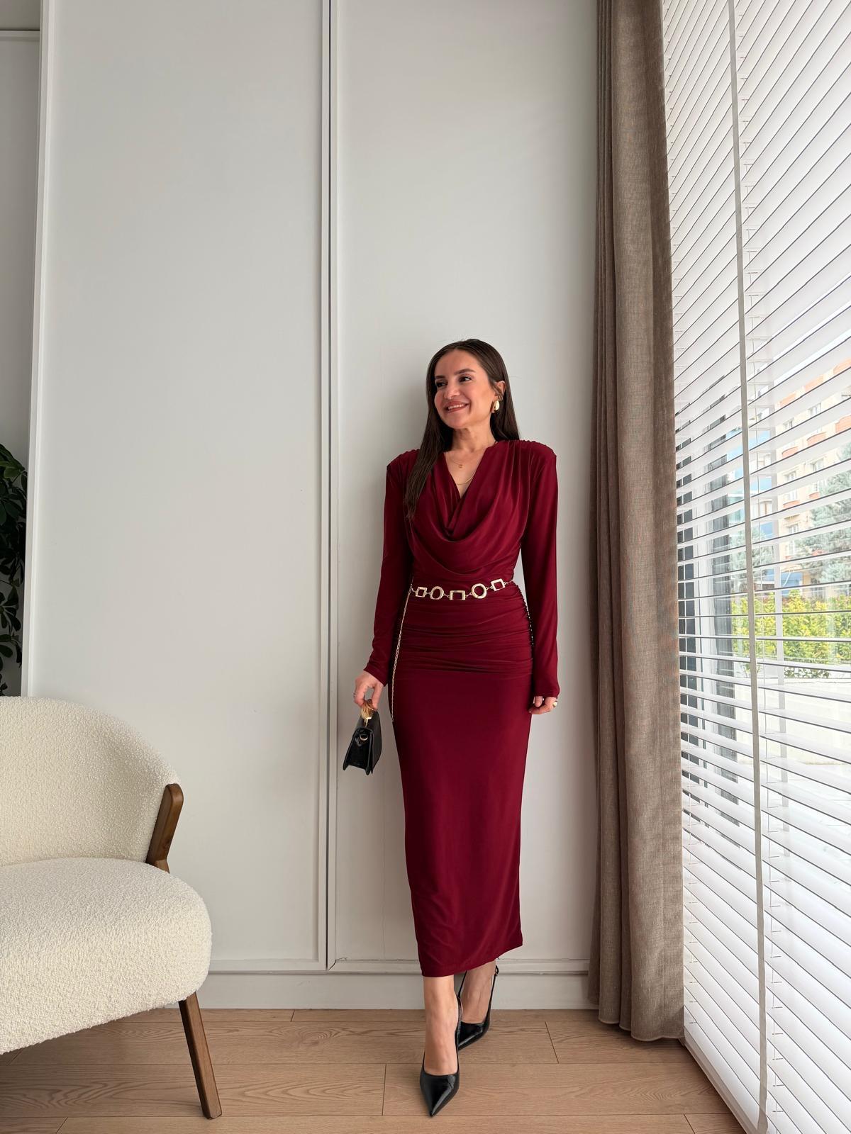 Bordo Vatkalı Degaje Yaka Kemerli Elbise 1305