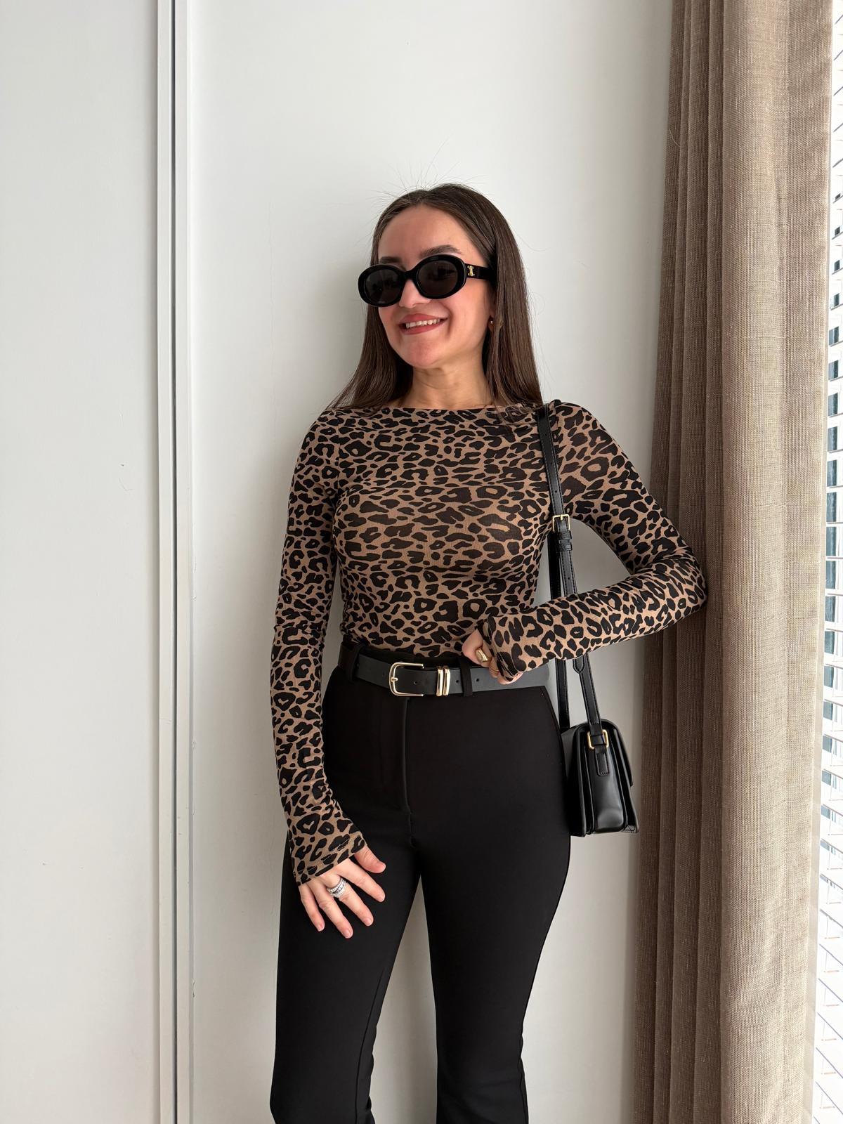 Camel Leopar Desen Kayık Yaka Bluz 17327