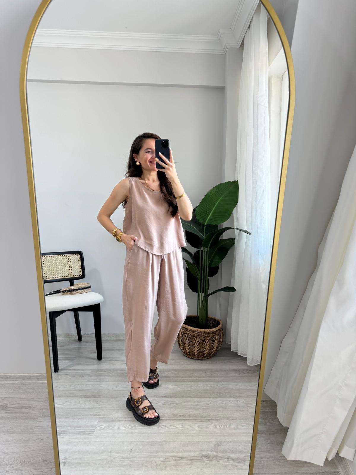 Camel Sıfır Kol Bluz Pantolon Takım 3089
