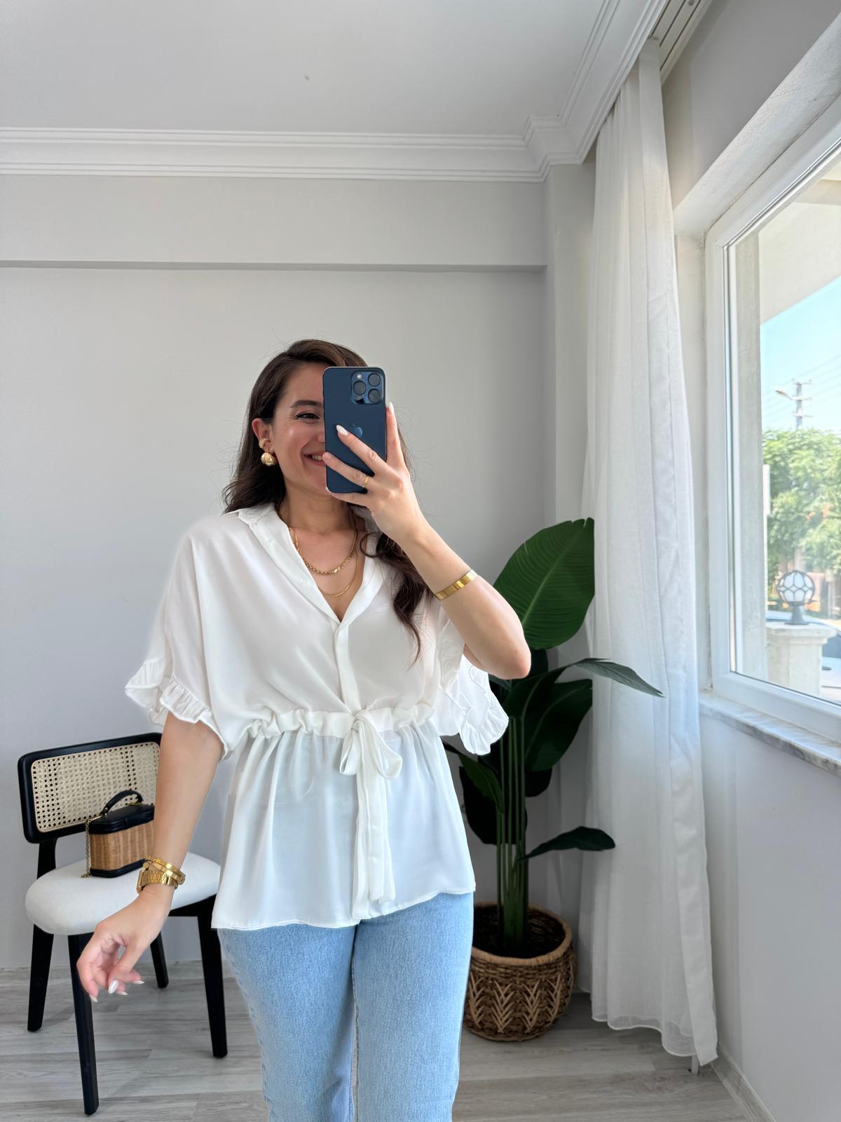 Ekru Beli Büzgülü Kolları Fırfırlı Gömlek 5035