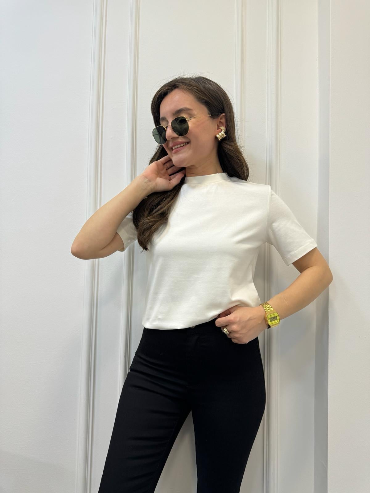Ekru Dik Yaka Basic Tişört 2941