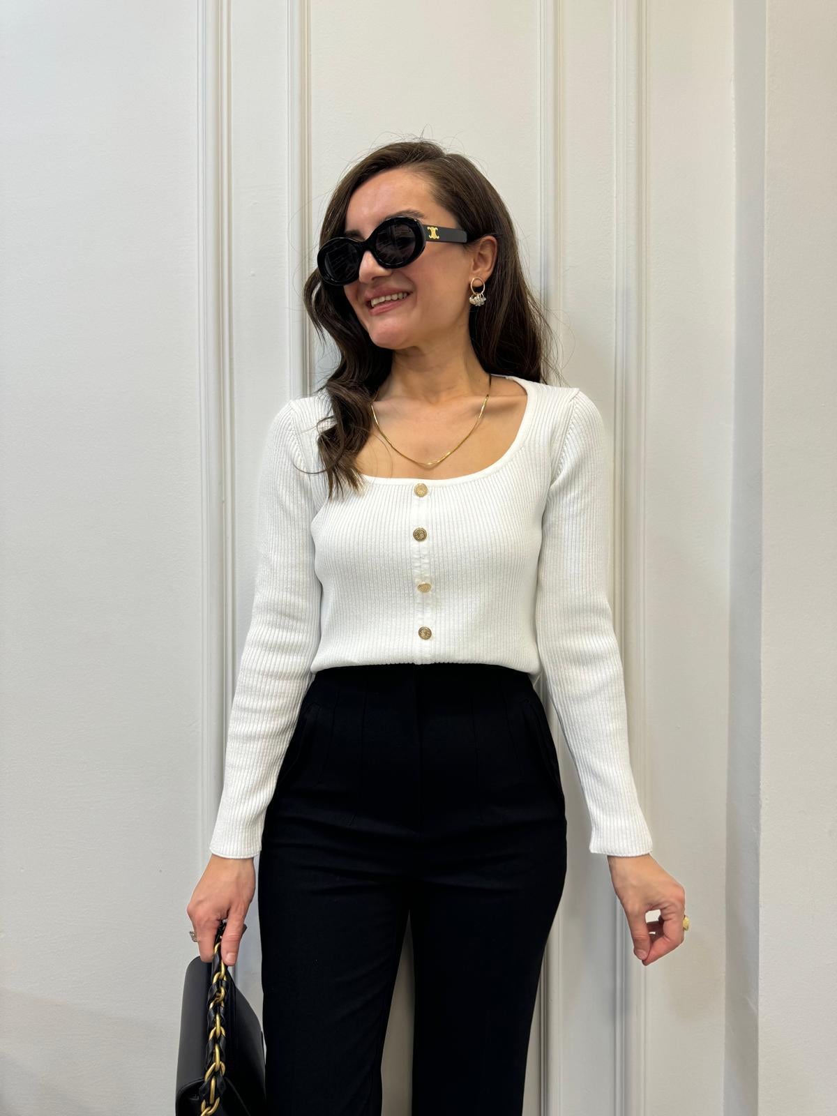 Ekru Kare Yaka Gold Düğme Detaylı Fitilli Triko Bluz 4314