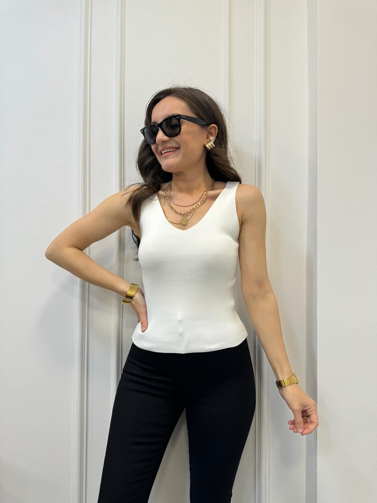 Ekru Ön Arka V Yaka Triko Atlet 2056