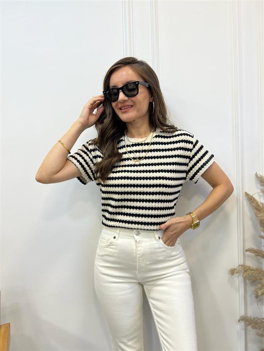 Ekru Siyah Çizgili Merserize Orijinal Marka Tshirt SB03