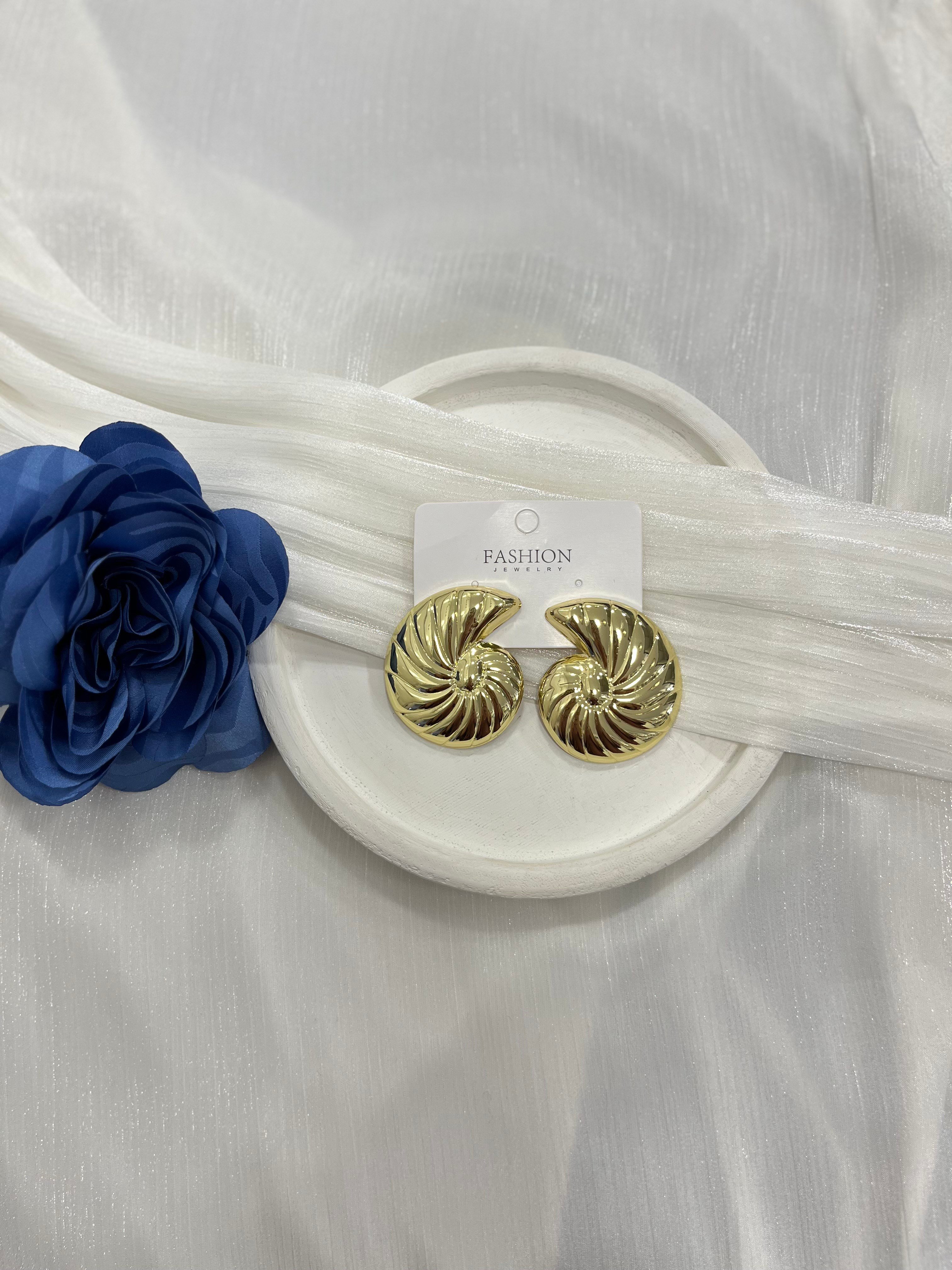 Gold İstridye Model Küpe KP18