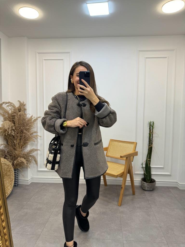 Gri Lüx Kalite Düğme Detaylı Biyeli Teddy Mont 54445