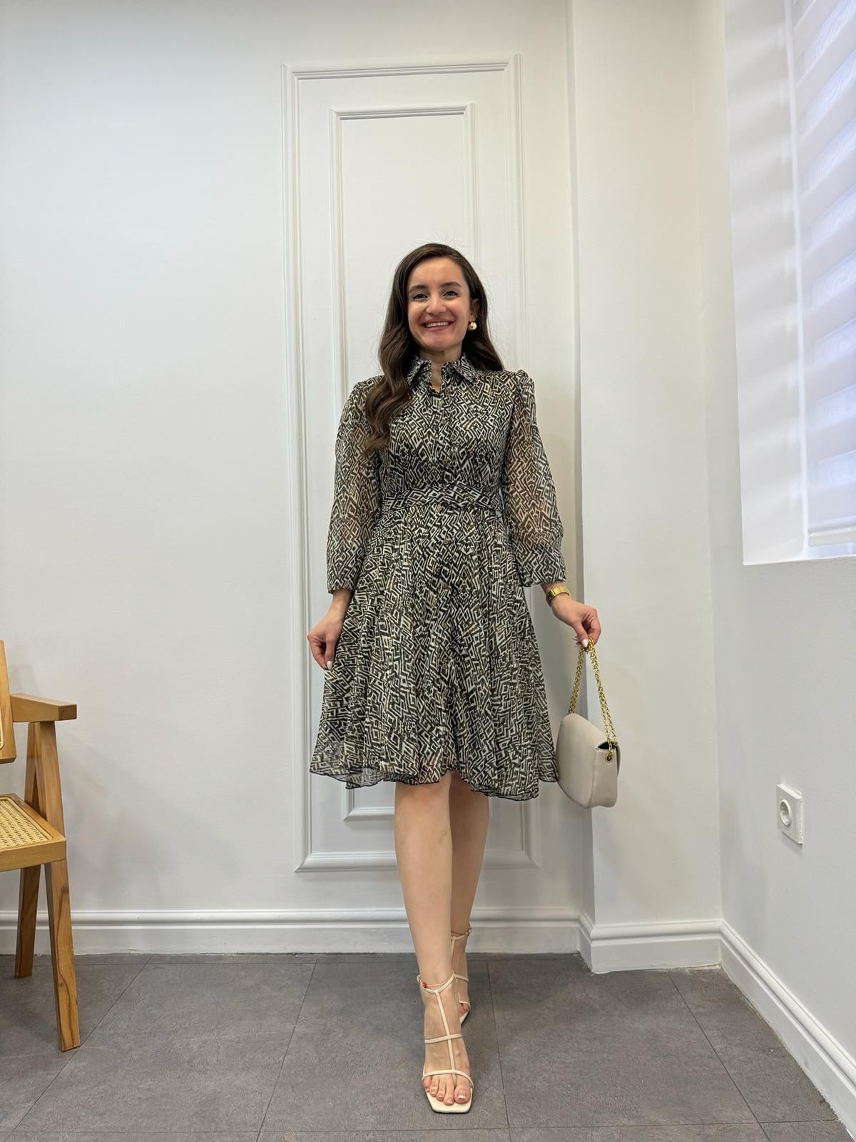 Haki Desenli Önü Düğmeli Kemerli Elbise 3010