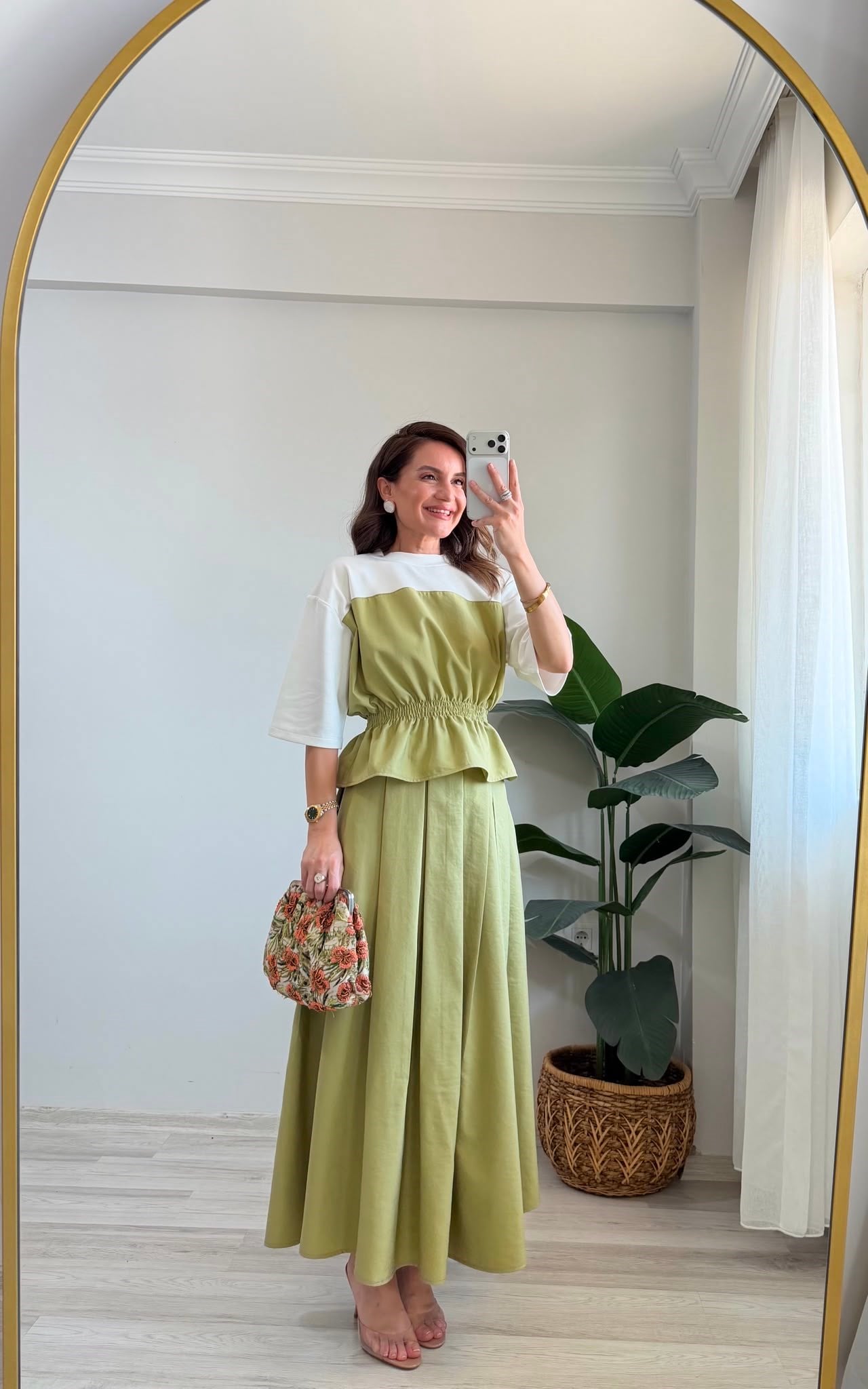 Haki TWST Model Beli Lastikli Bluz Etek Takım 4168