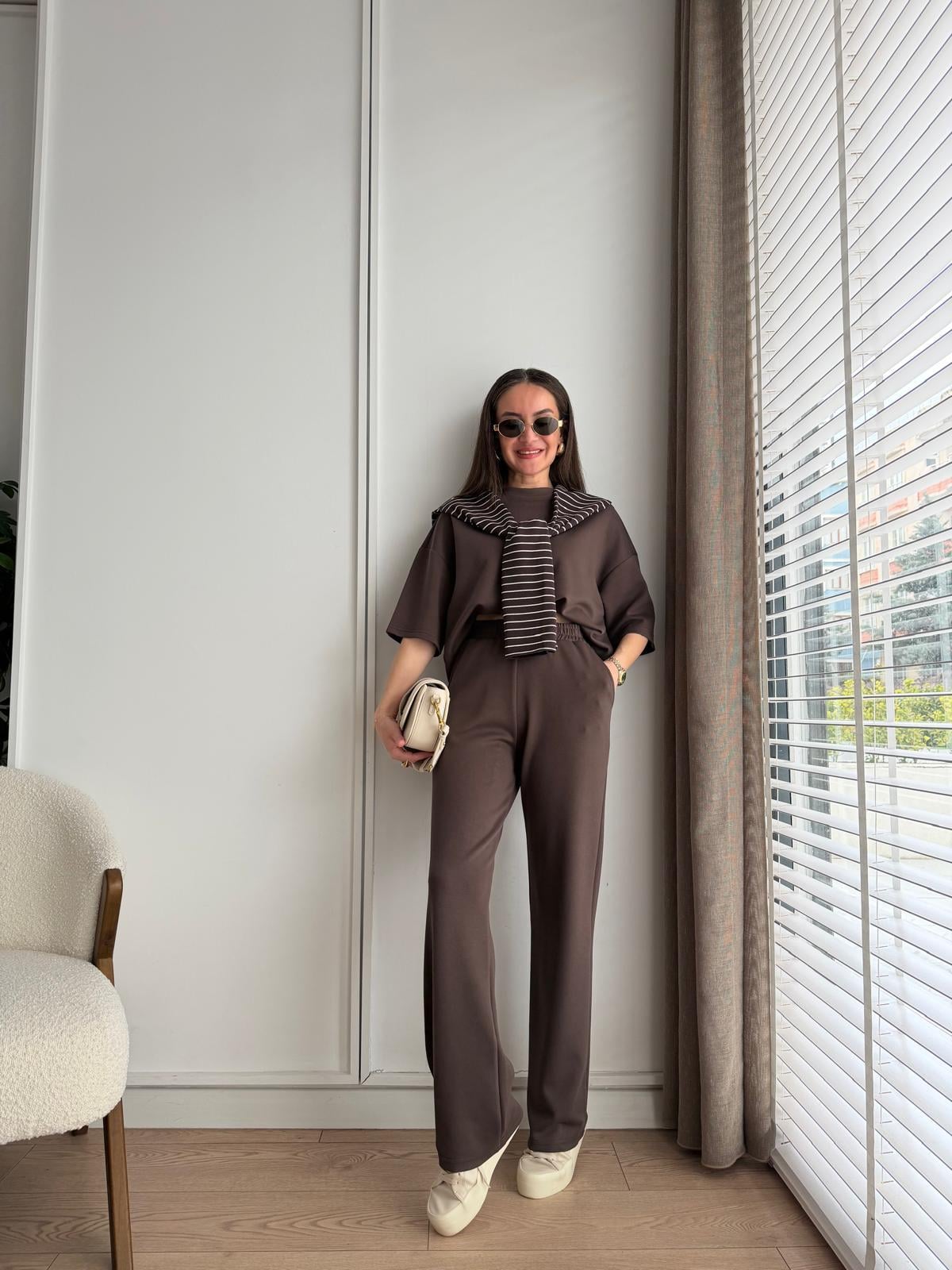 Kahve rengi Bağlama Detaylı Modal Takım 2347