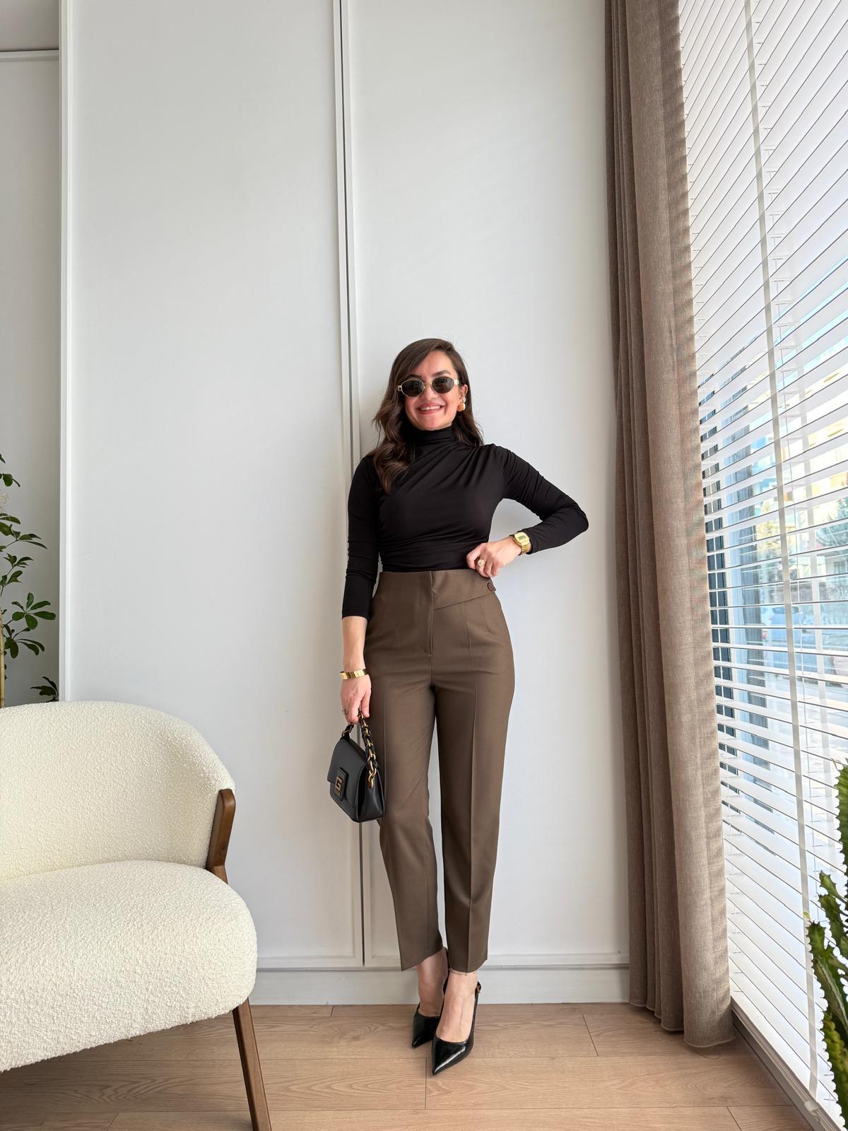 Kahve rengi Bel Detaylı Flotalı Kumaş Pantolon 3537