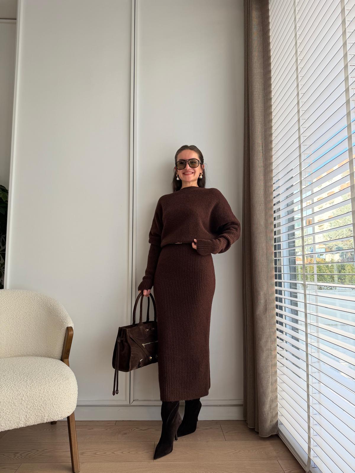 Kahve rengi Bel Detaylı Yumoş Triko Elbise 90260