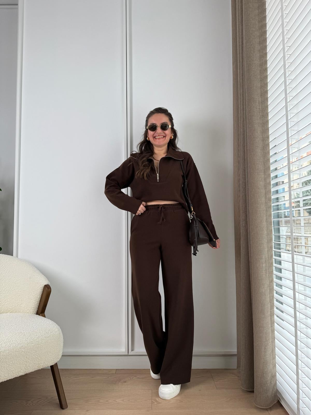 Kahve rengi Fitilli Dik Yaka Yarım Fermuarlı Pantolon Takım 16464