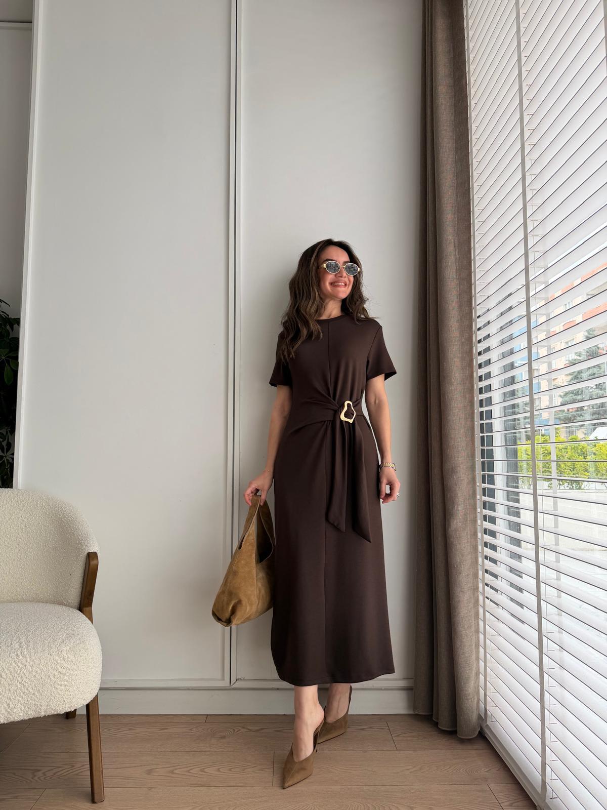 Kahve rengi Gold Tokalı Kısa Kol Elbise 2392