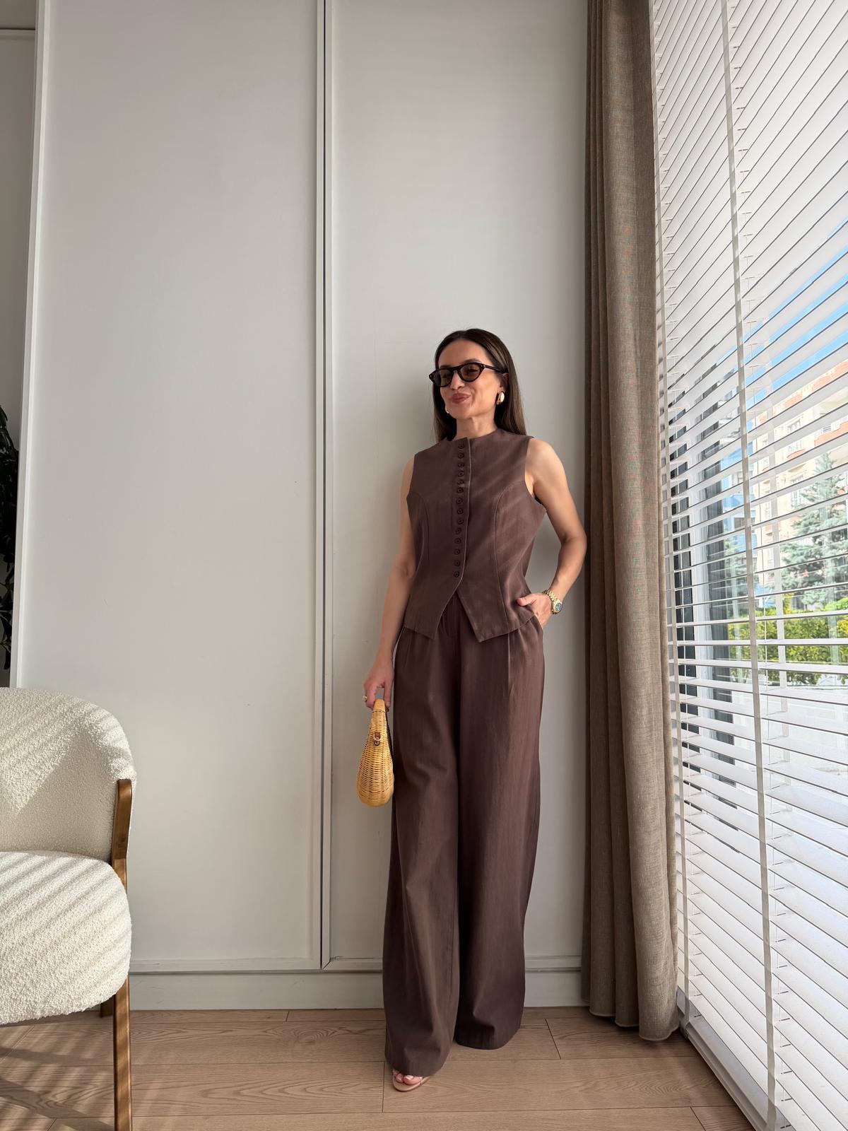 Kahve rengi Ön Düğmeli Yelek Pantolon Takım 9148